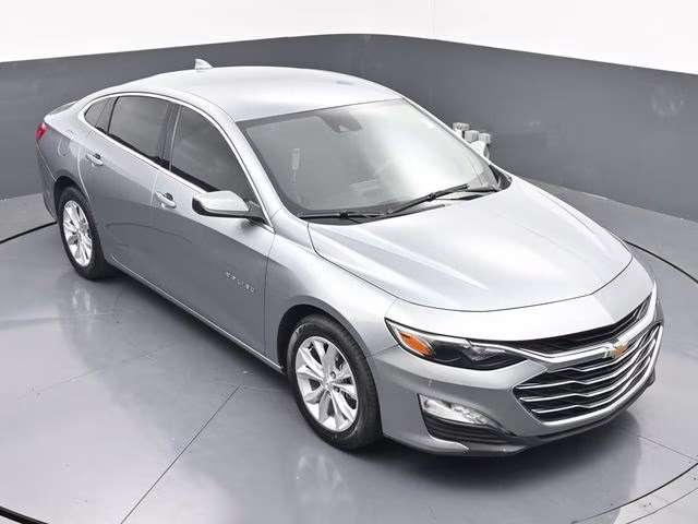 2024 Sterling Gray Metallic Chevrolet Malibu LT FWD Sedan