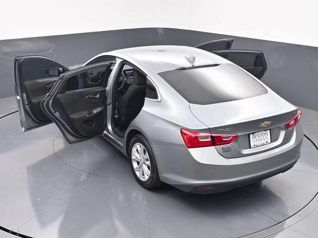 2024 Sterling Gray Metallic Chevrolet Malibu LT FWD Sedan