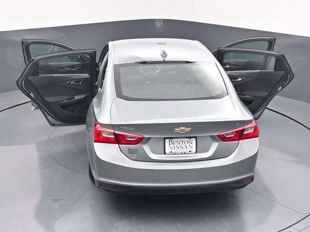 2024 Sterling Gray Metallic Chevrolet Malibu LT FWD Sedan
