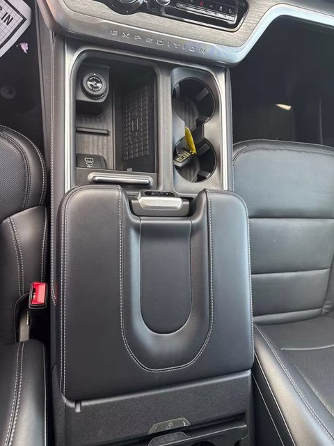 2025 Oxford White Ford Expedition Platinum 4X4 SUV