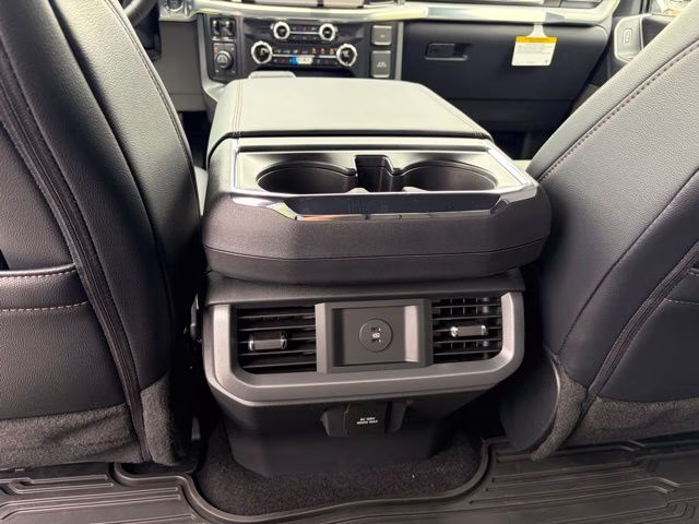 2026 Avalanche Ford F-150 Lariat 4X4 Truck