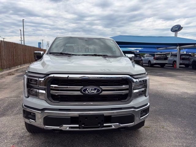2026 Avalanche Ford F-150 Lariat 4X4 Truck