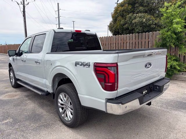 2026 Avalanche Ford F-150 Lariat 4X4 Truck