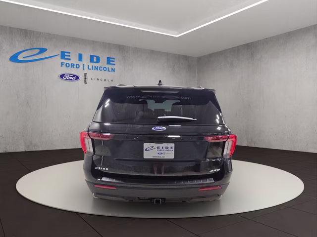2026 Agate Black Metallic Ford Explorer ST-Line 4X4 SUV