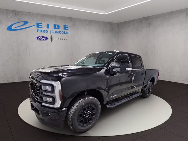 2026 Agate Black Metallic Ford Super Duty F-350 SRW Lariat Black Appearance 4X4 Truck