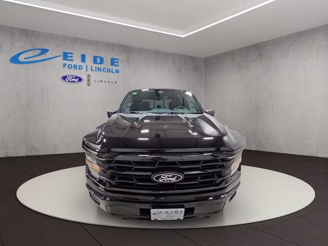 2026 Agate Black Metallic Ford F-150 XLT Black Appearance 4X4 Truck