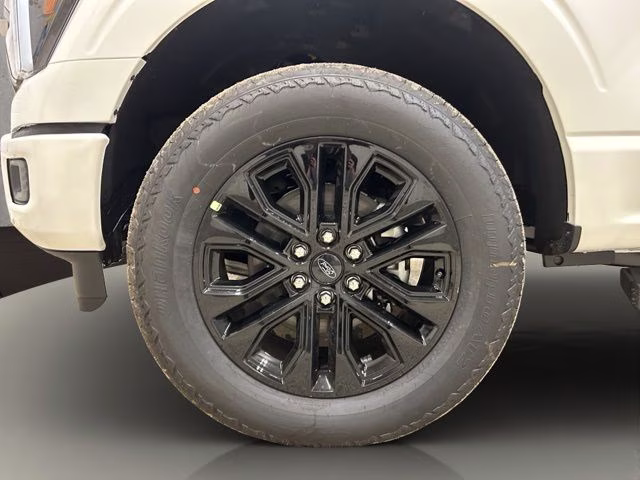 2026 Star White Metallic TC Ford F-150 Lariat Black Appearance 4X4 Truck