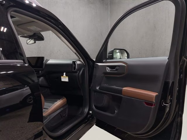 2026 Shadow Black Ford Bronco Sport Outer Banks 4X4 SUV