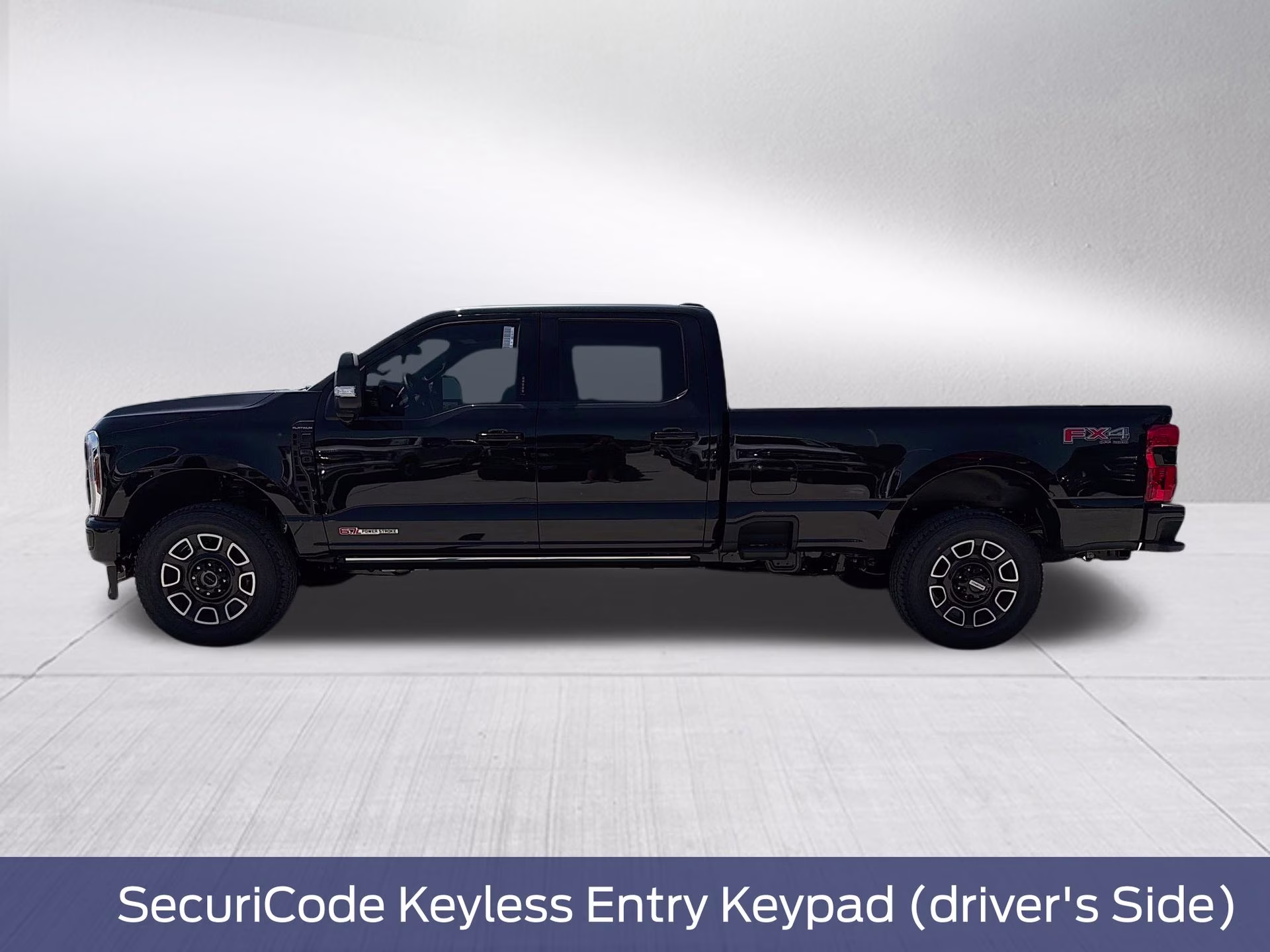 2026 Agate Black Metallic Ford Super Duty F-350 SRW Platinum 4X4 Truck