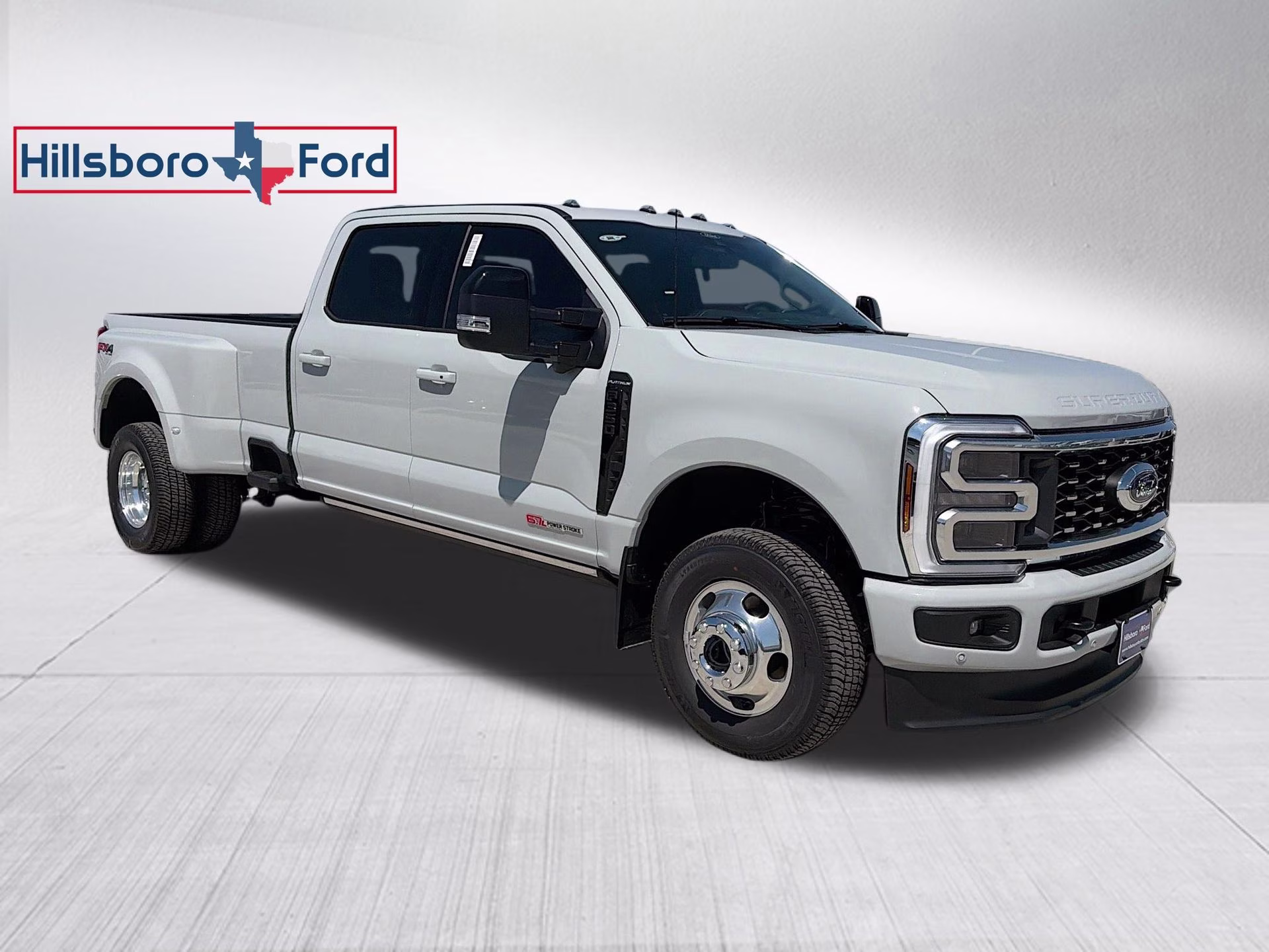 2026 Avalanche Ford Super Duty F-350 DRW Platinum 4X4 Truck