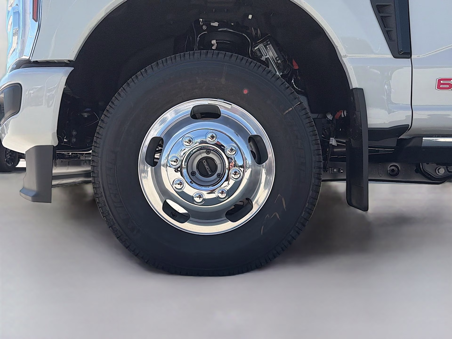 2026 Avalanche Ford Super Duty F-350 DRW Platinum 4X4 Truck