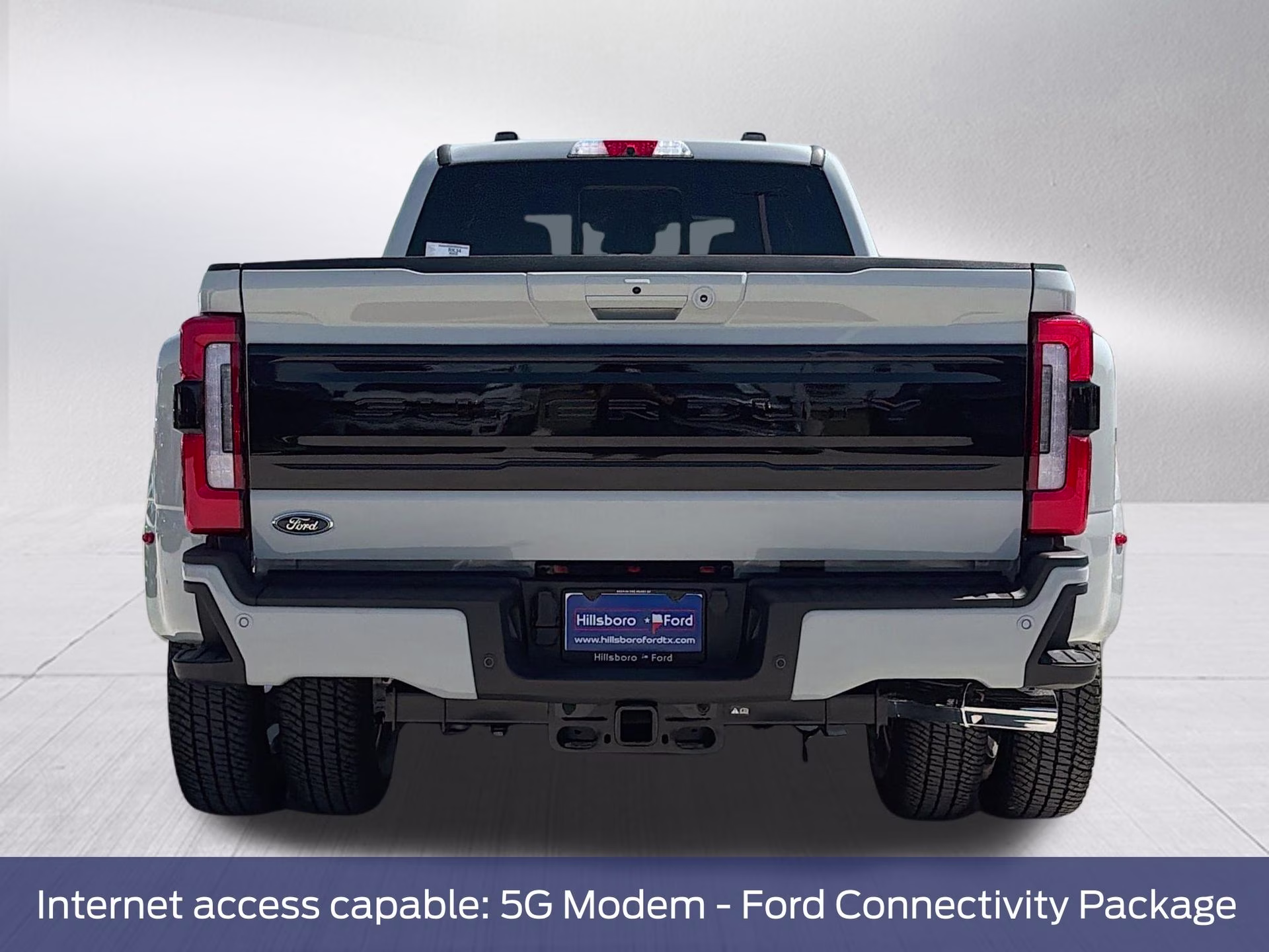 2026 Avalanche Ford Super Duty F-350 DRW Platinum 4X4 Truck