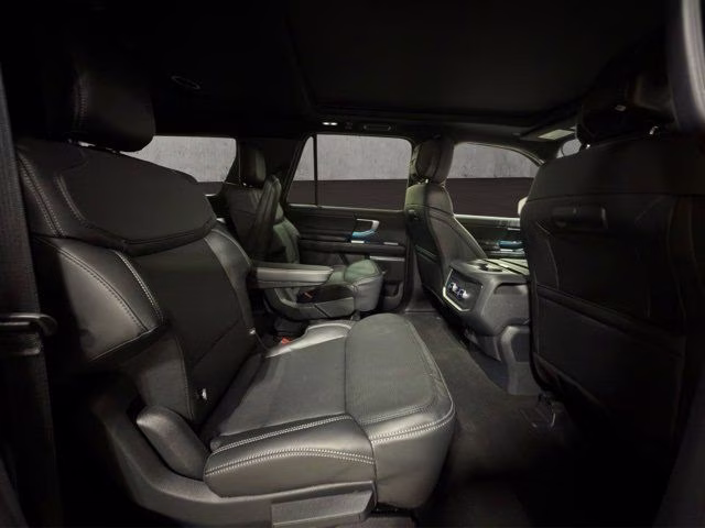 2026 Agate Black Metallic Ford Expedition Max Platinum 4X4 SUV