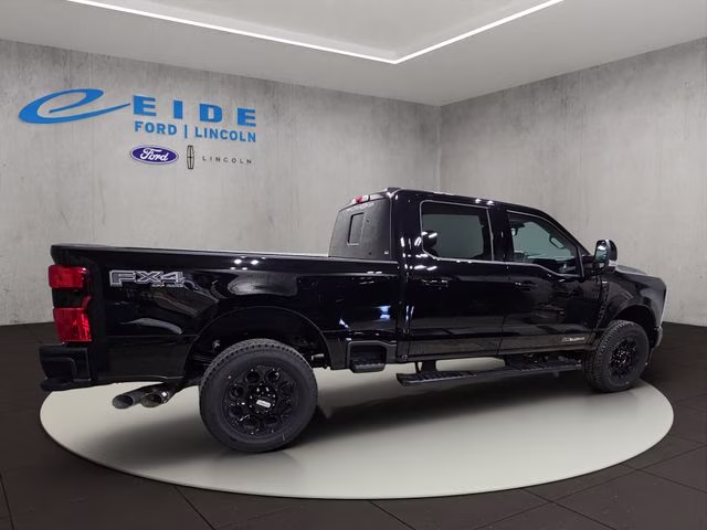 2026 Agate Black Metallic Ford Super Duty F-350 SRW Lariat Black Appearance 4X4 Truck