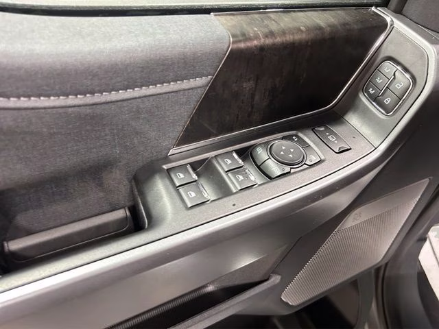 2026 Carbonized Gray Metallic Ford Super Duty F-350 SRW Lariat Chrome 4X4 Truck