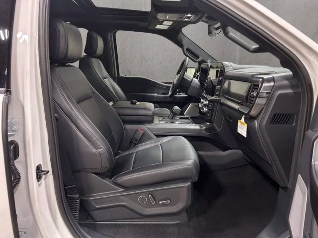 2026 Star White Metallic TC Ford F-150 Lariat Black Appearance 4X4 Truck