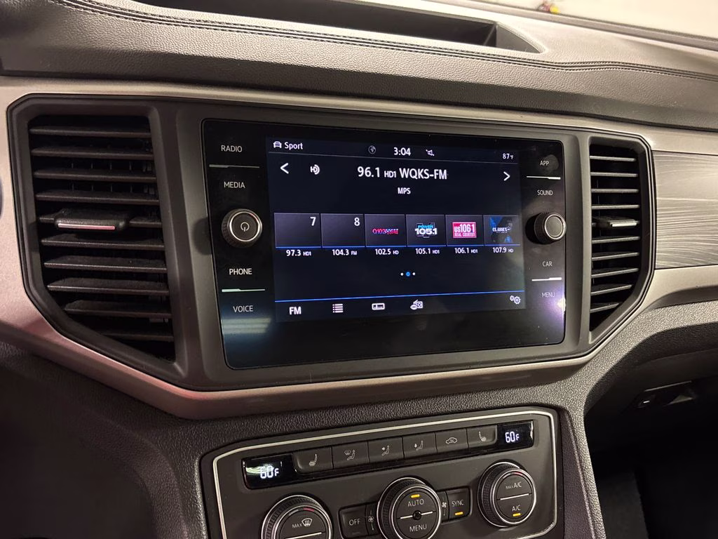 2020 Deep Black Volkswagen Atlas Cross Sport 3.6L V6 SE w/Technology AWD SUV