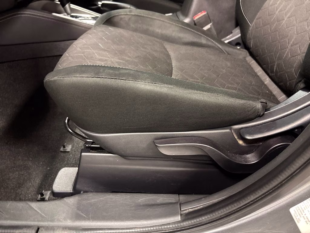 2024 Mercury Gray Metallic Mitsubishi Outlander Sport 2.0 ES 4X4 SUV