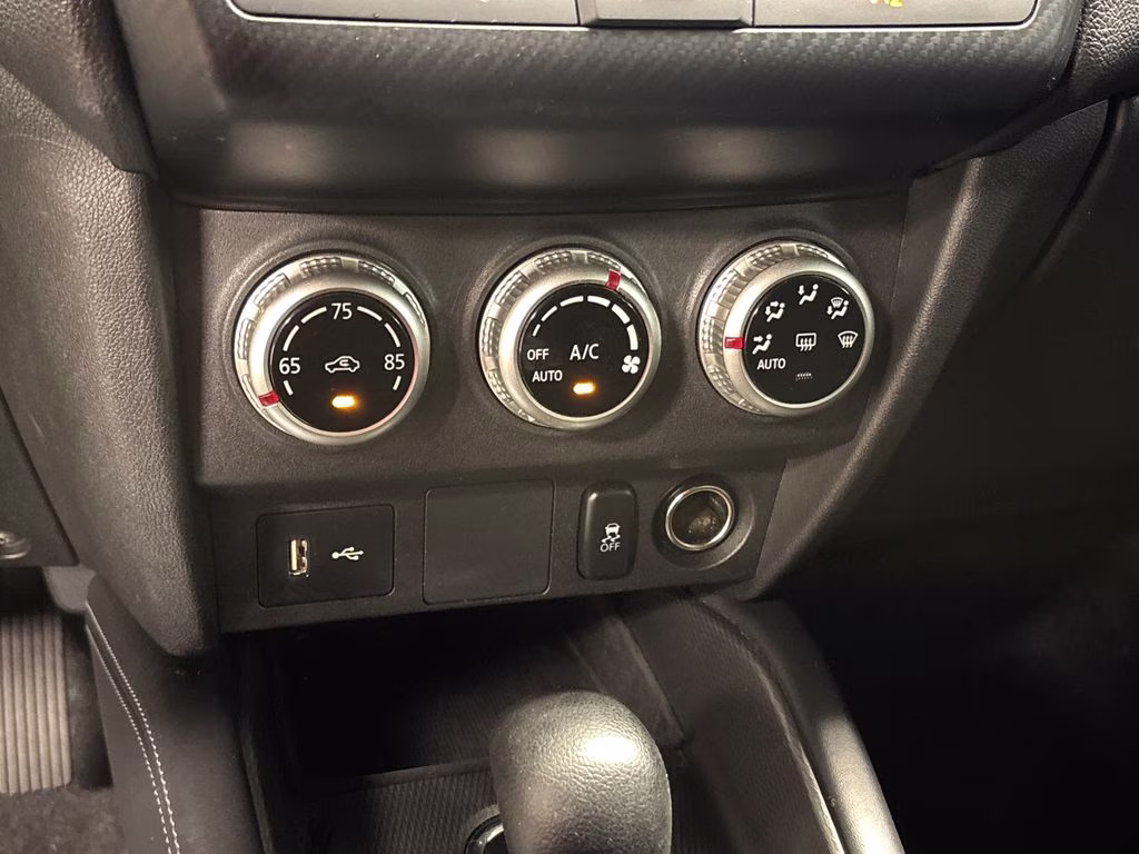 2024 Mercury Gray Metallic Mitsubishi Outlander Sport 2.0 ES 4X4 SUV