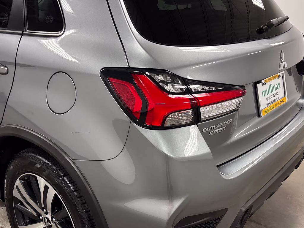2024 Mercury Gray Metallic Mitsubishi Outlander Sport 2.0 ES 4X4 SUV