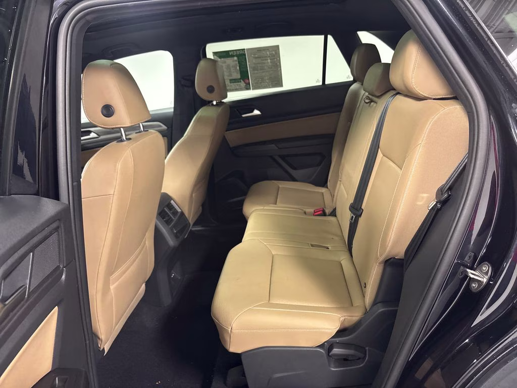 2020 Deep Black Volkswagen Atlas Cross Sport 3.6L V6 SE w/Technology AWD SUV
