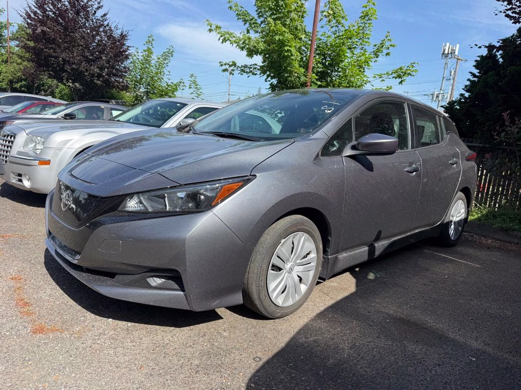 2024 Gun Metallic Nissan LEAF S FWD Hatchback