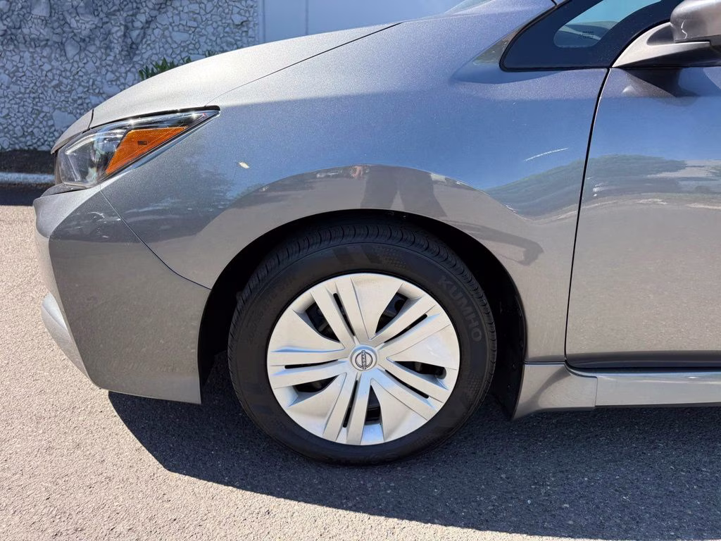 2024 Gun Metallic Nissan LEAF S FWD Hatchback