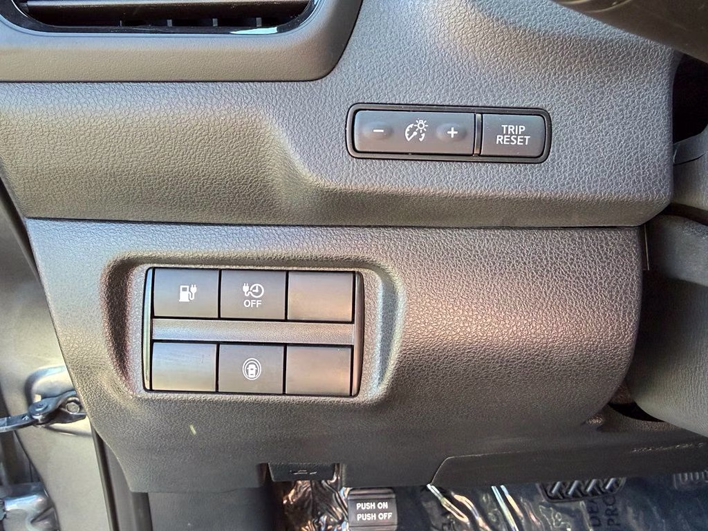 2024 Gun Metallic Nissan LEAF S FWD Hatchback