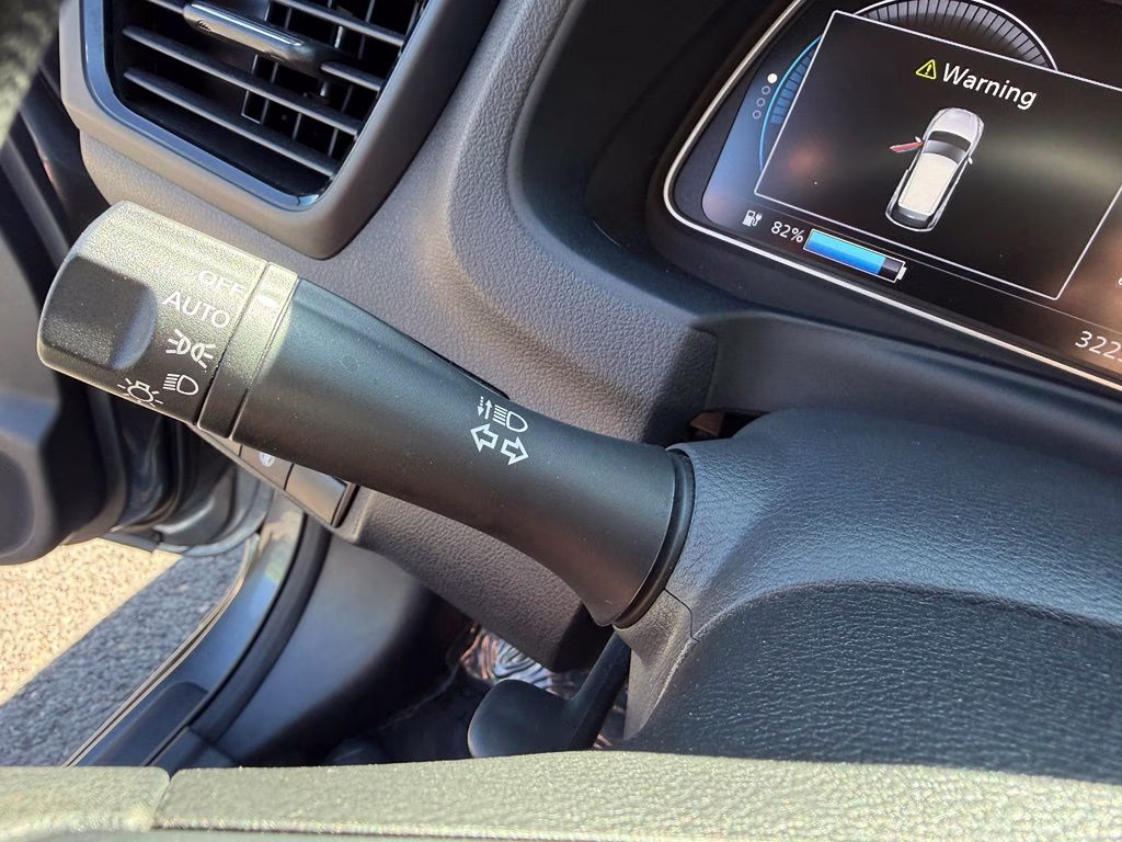 2024 Gun Metallic Nissan LEAF S FWD Hatchback