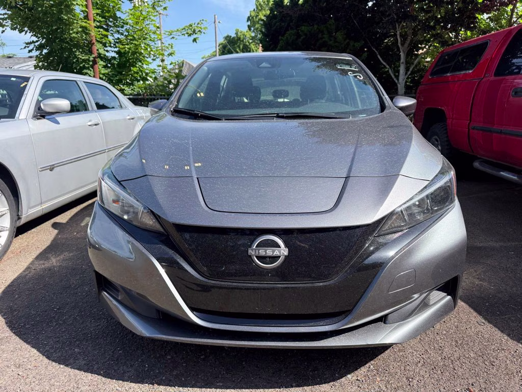 2024 Gun Metallic Nissan LEAF S FWD Hatchback