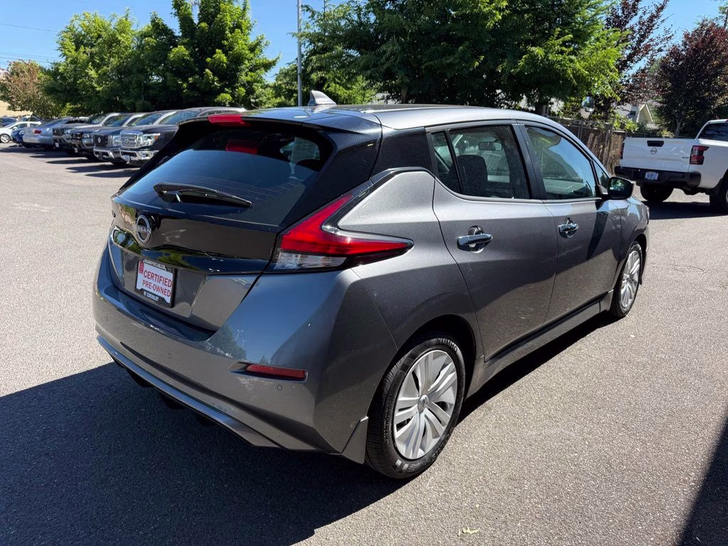 2024 Gun Metallic Nissan LEAF S FWD Hatchback