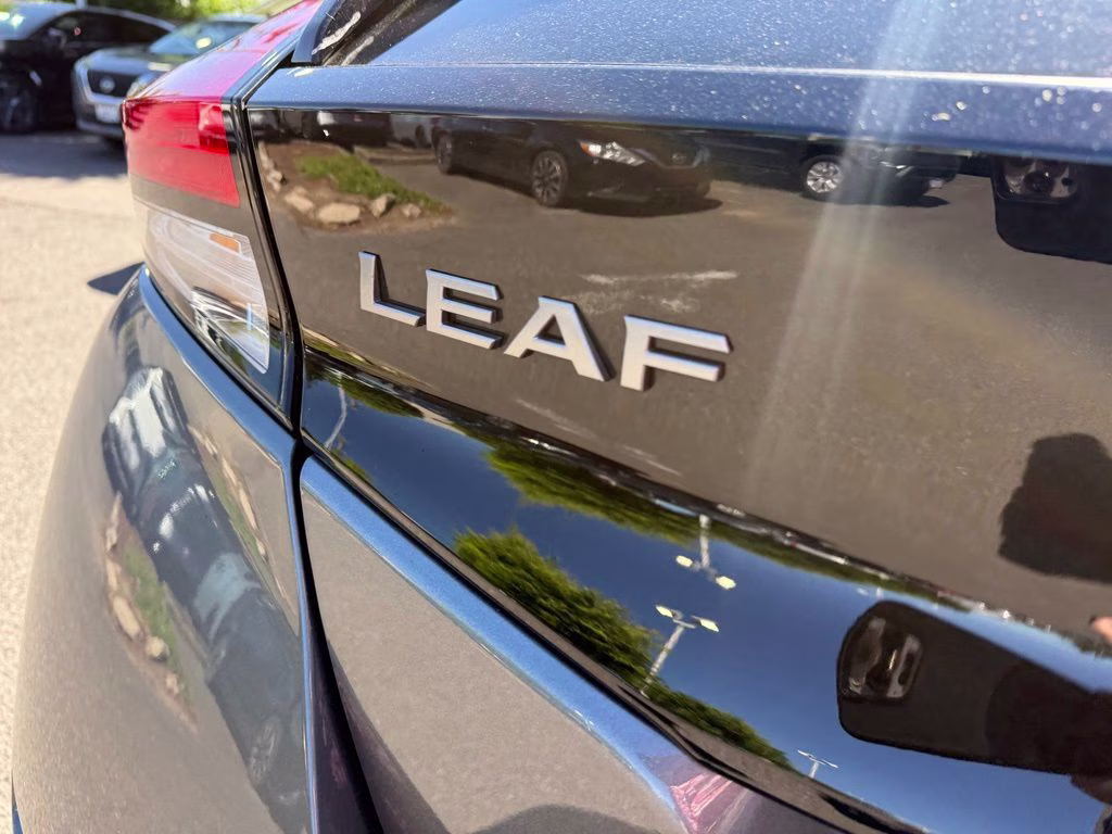 2024 Gun Metallic Nissan LEAF S FWD Hatchback