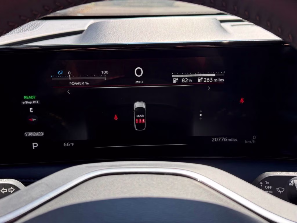 2023 Brilliant Silver Metallic/Black Diamond Pearl Nissan ARIYA ENGAGE+ e-4ORCE AWD SUV