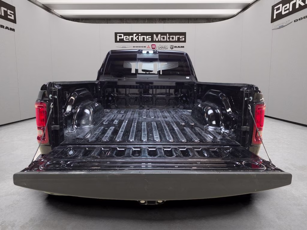2025 Diamond Black Crystal Pearlcoat Ram 2500 Tradesman 4X4 Truck