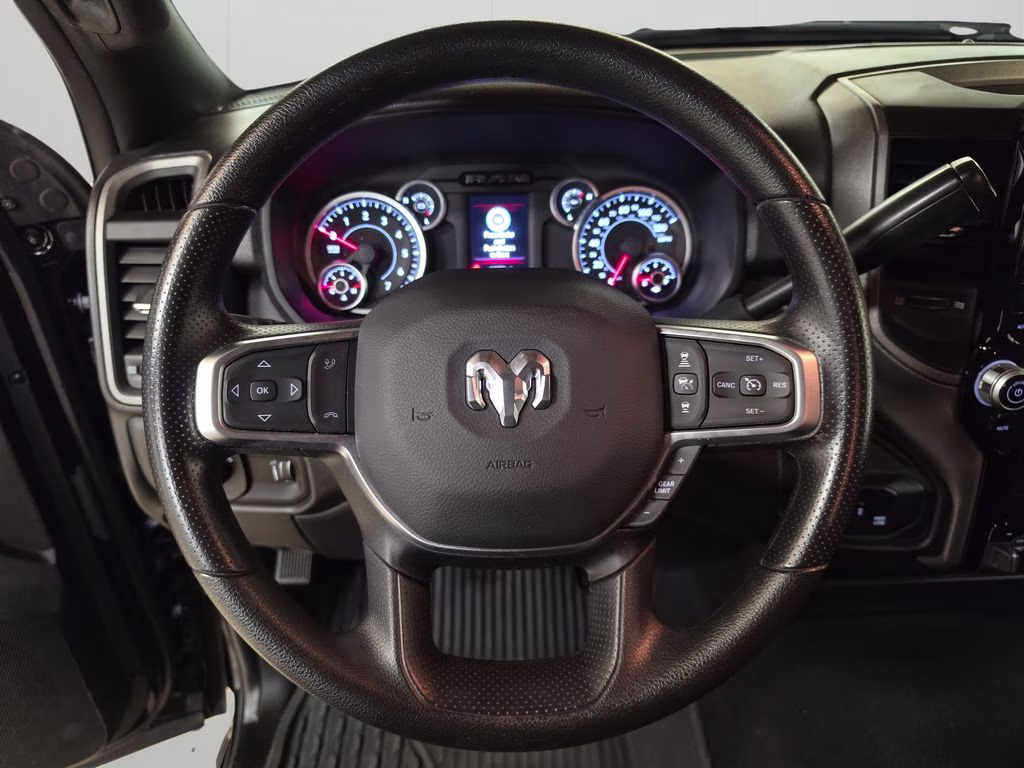 2025 Diamond Black Crystal Pearlcoat Ram 2500 Tradesman 4X4 Truck