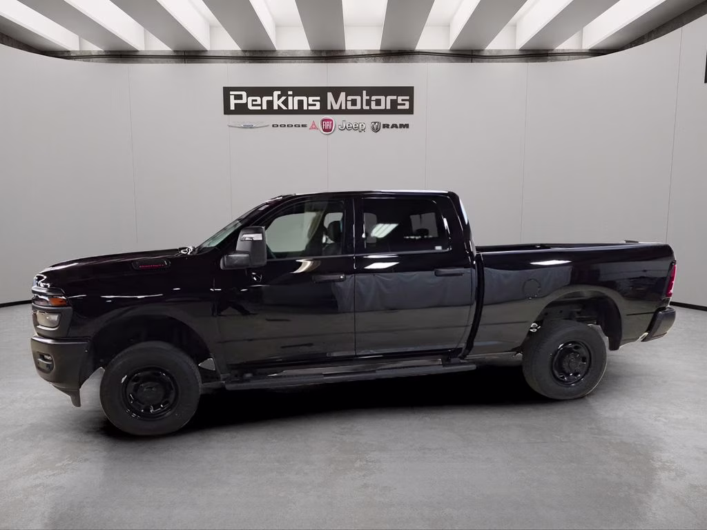 2025 Diamond Black Crystal Pearlcoat Ram 2500 Tradesman 4X4 Truck