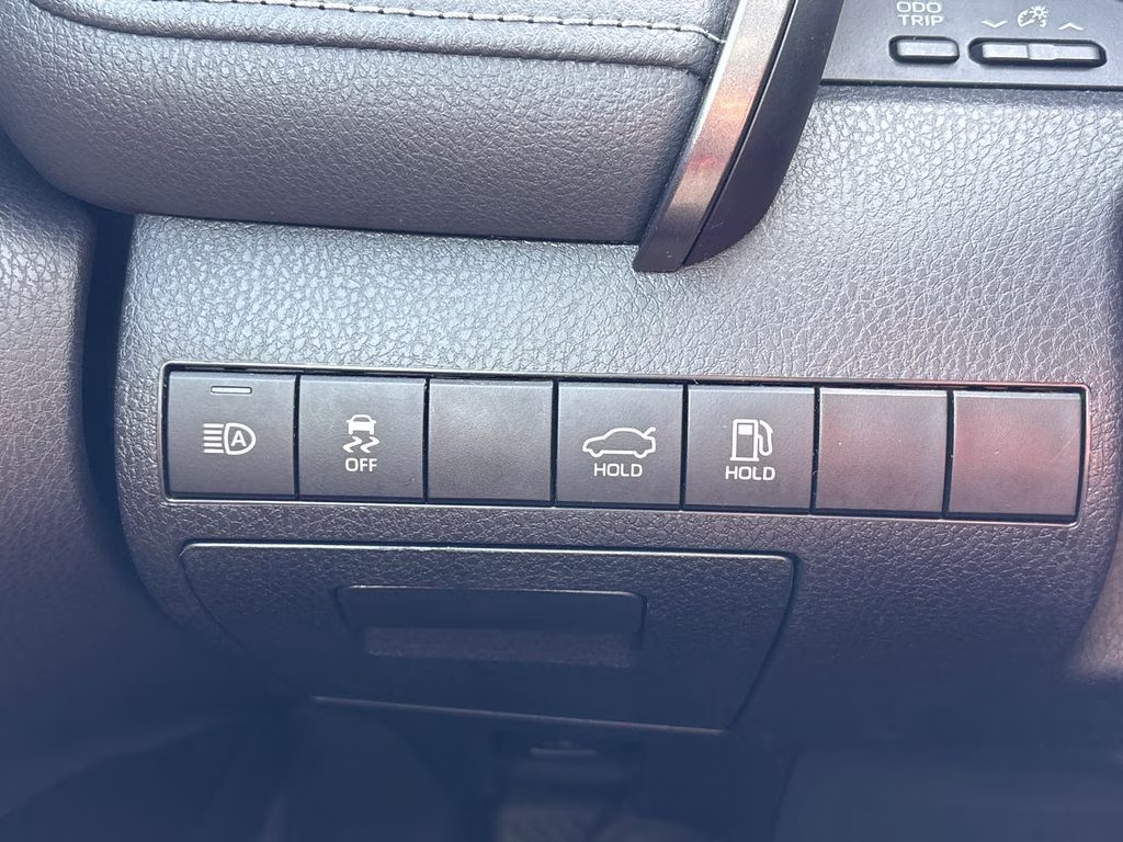 2023 Ice Toyota Camry Hybrid SE FWD Sedan