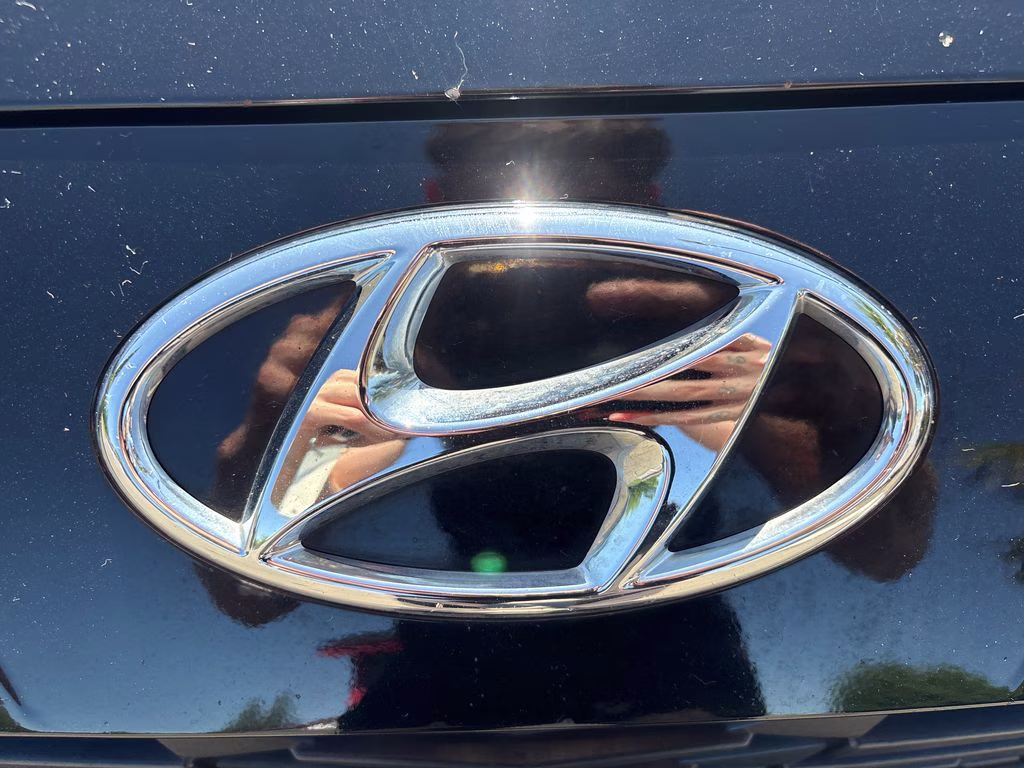 2023 Onyx Black Hyundai Elantra SEL FWD Sedan