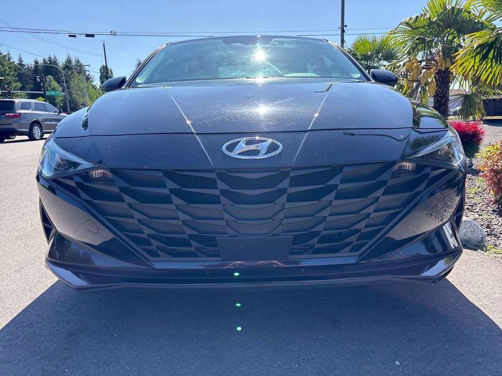 2023 Onyx Black Hyundai Elantra SEL FWD Sedan