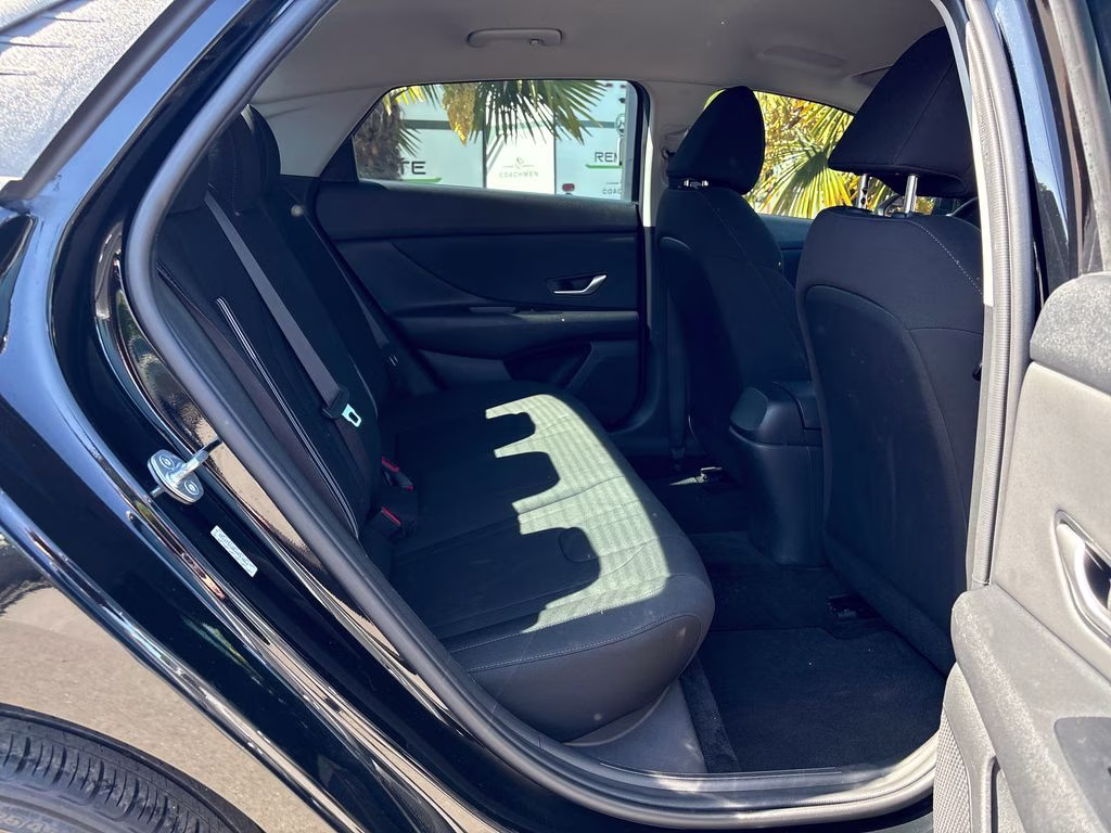2023 Onyx Black Hyundai Elantra SEL FWD Sedan
