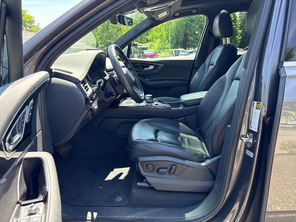 2018 Gray Audi Q7 3.0T Premium Plus AWD SUV