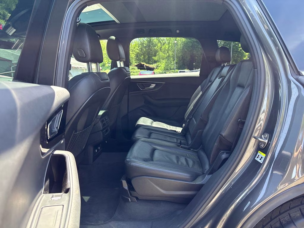 2018 Gray Audi Q7 3.0T Premium Plus AWD SUV