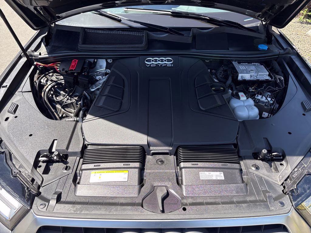 2018 Gray Audi Q7 3.0T Premium Plus AWD SUV