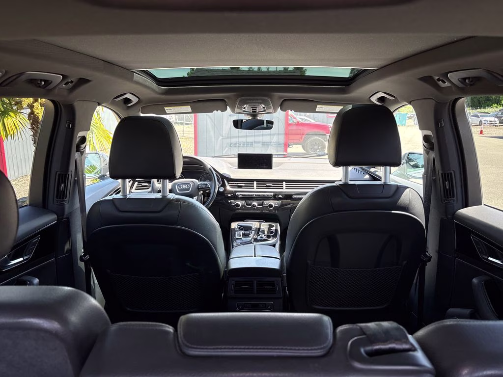 2018 Gray Audi Q7 3.0T Premium Plus AWD SUV