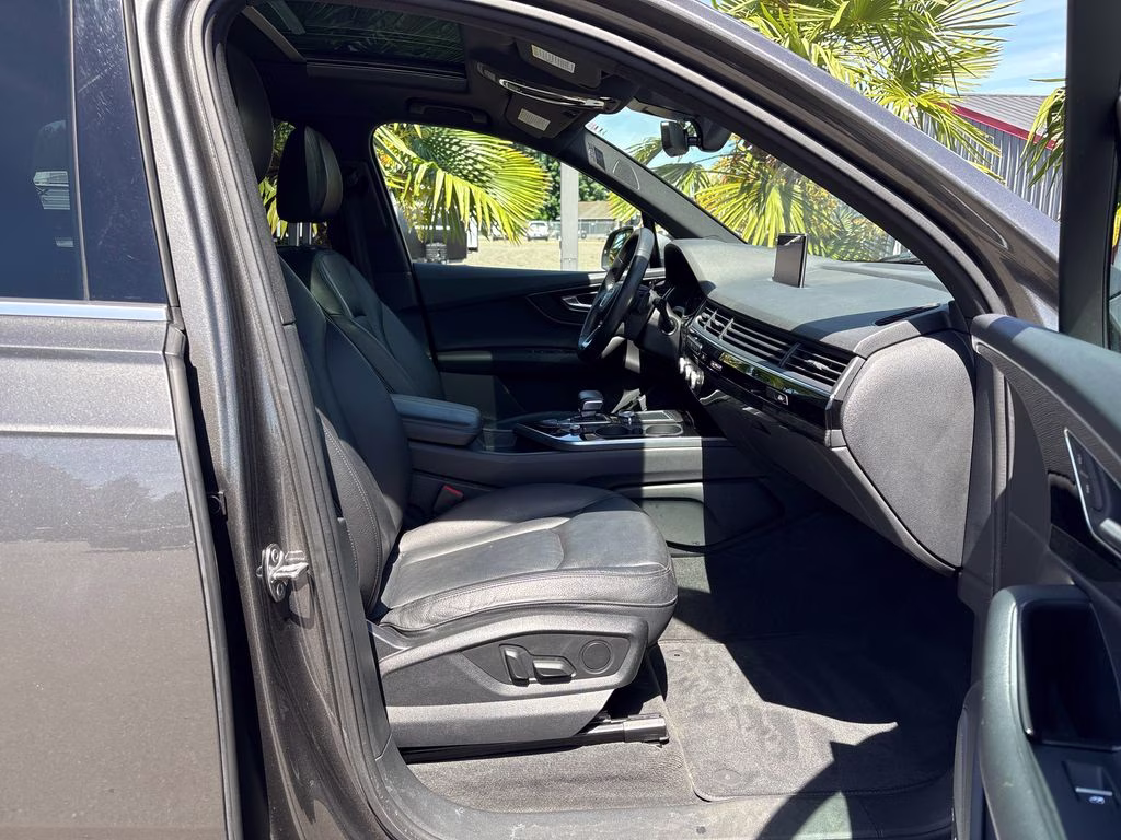 2018 Gray Audi Q7 3.0T Premium Plus AWD SUV