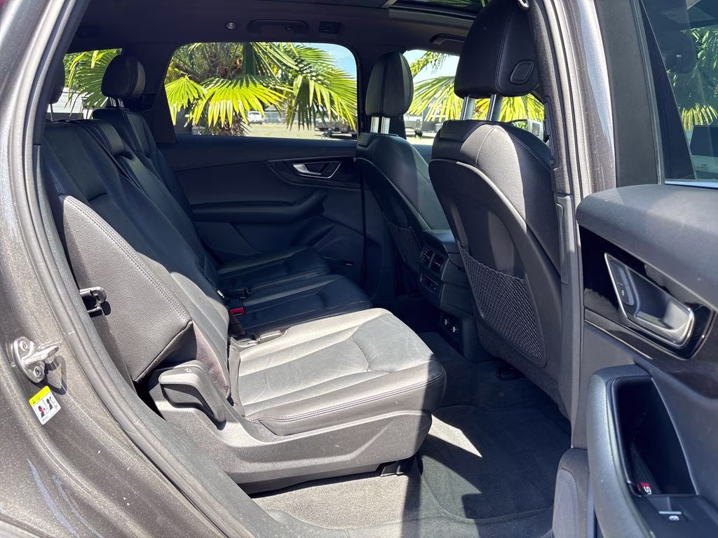 2018 Gray Audi Q7 3.0T Premium Plus AWD SUV