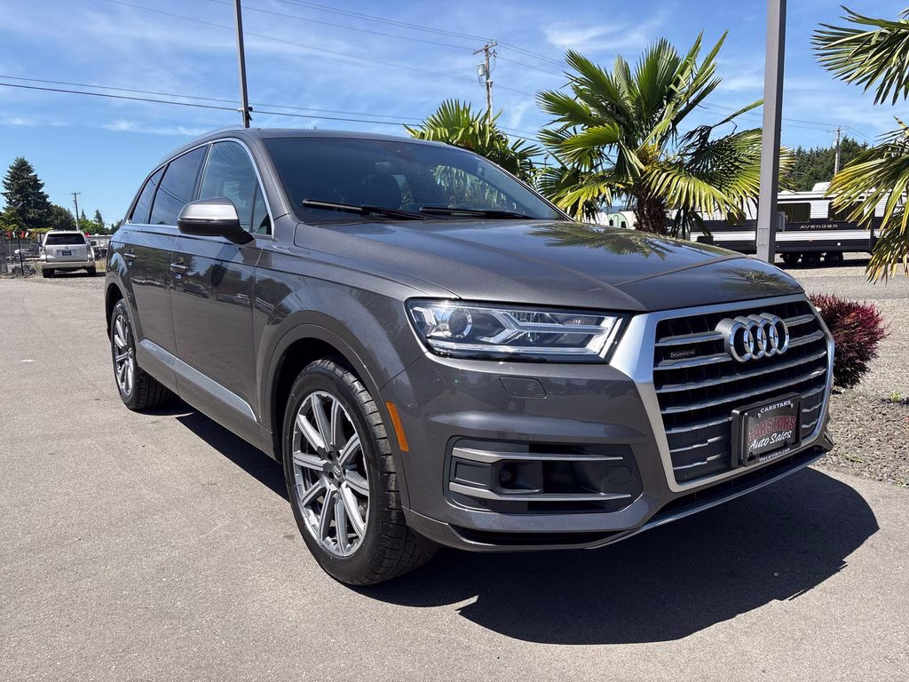 2018 Gray Audi Q7 3.0T Premium Plus AWD SUV