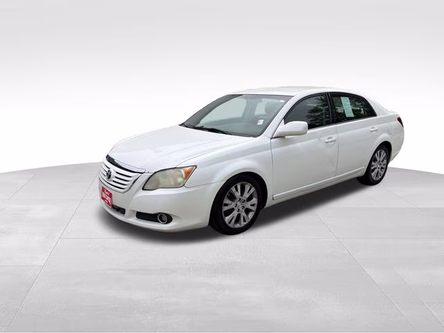 2008 White Toyota Avalon Touring FWD Sedan