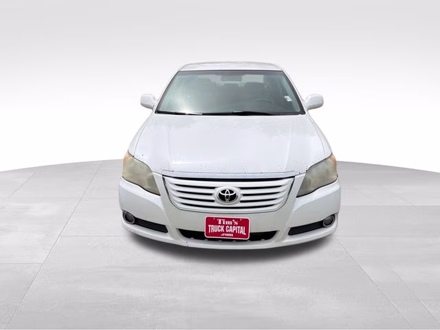 2008 White Toyota Avalon Touring FWD Sedan