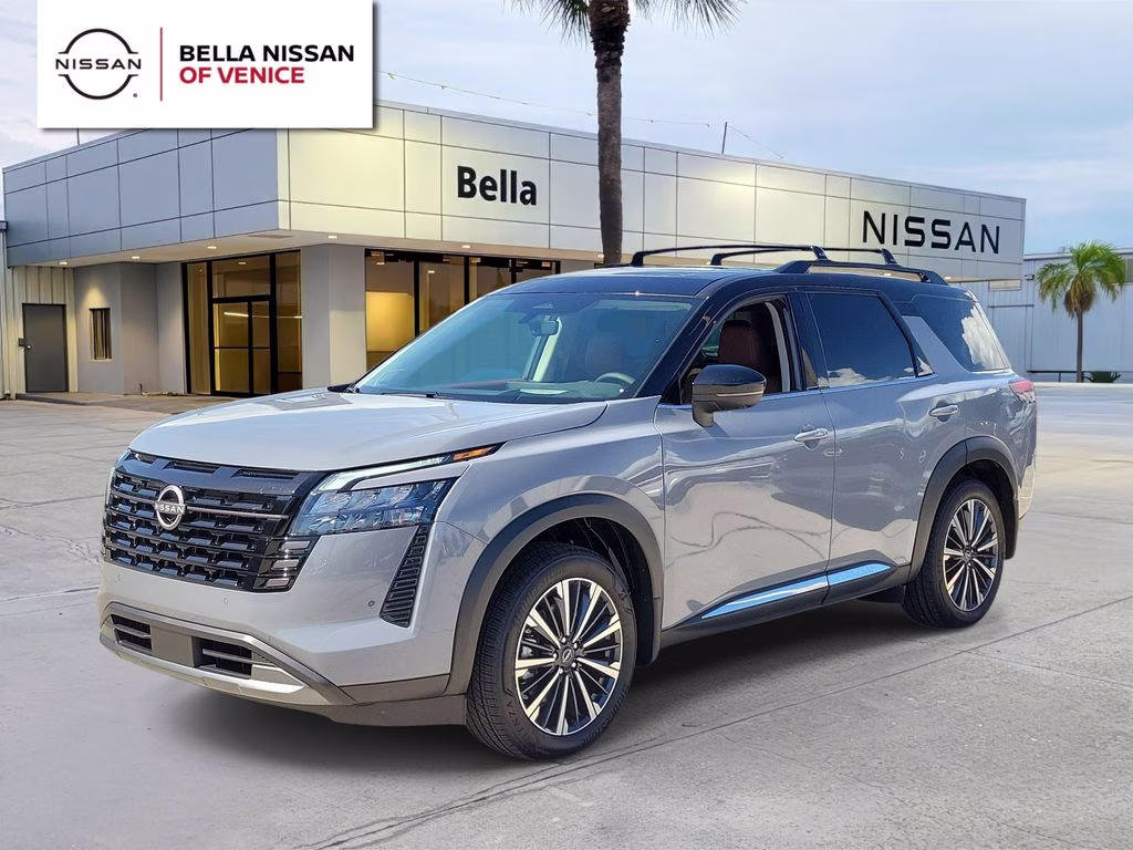 2026 Boulder Gray/Super Black Nissan Pathfinder Platinum FWD SUV